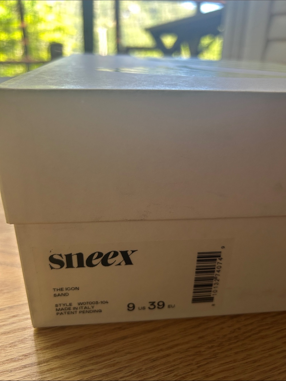 NWT Sneex 'The Icon' Sand Sneakers Box - Size 9 (US) with box and dust bags - Picture 6 of 13